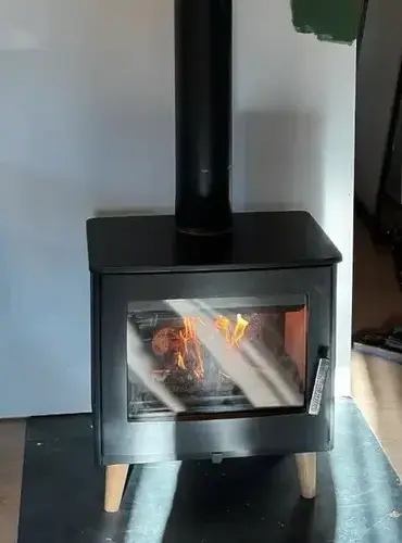 installation de poêle à bois Saint-Coulomb-1